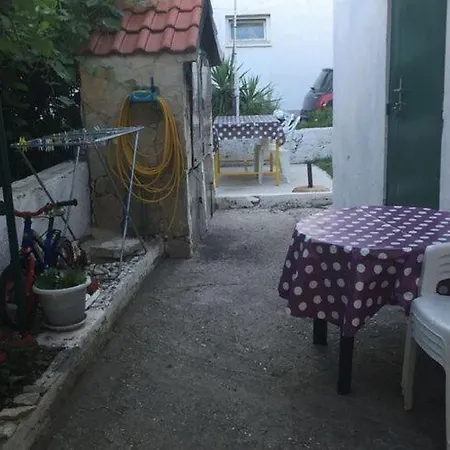 Apartament Roko St - Economy One Bedroom With Shared Terrace A2